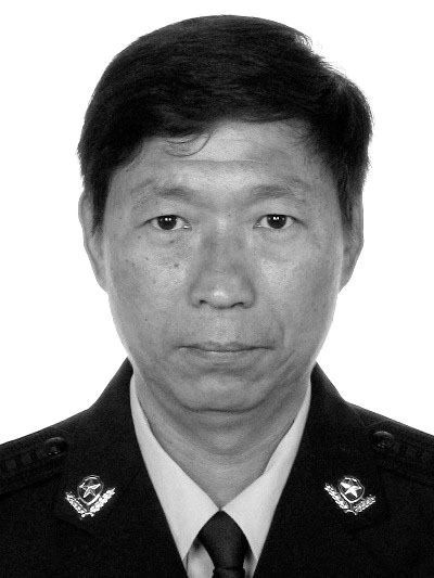 河北一55岁民警值班时突感不适 抢救无效不幸牺牲