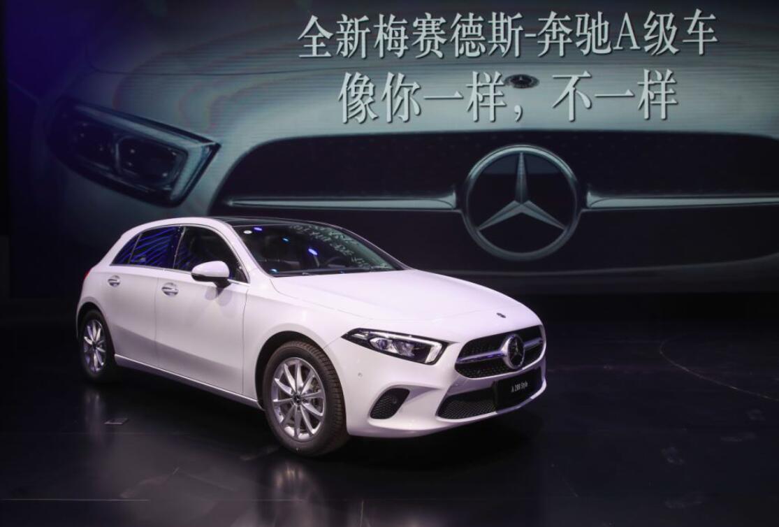 25.78万起,奔驰A级三款新车上市,发动机可远程启动