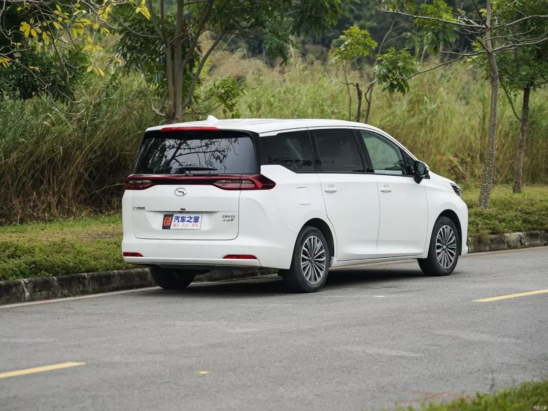 不到15万买空间大、品质高的MPV,丈母娘都说你会当家!