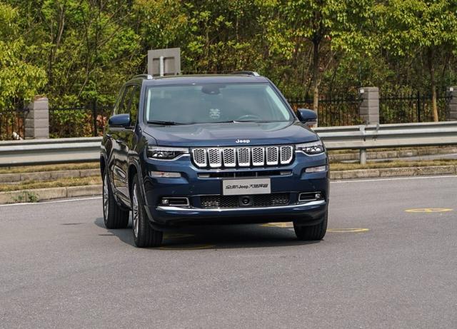 实用型7座SUV,30万提次顶配的Jeep大指挥官为什么卖不动了?