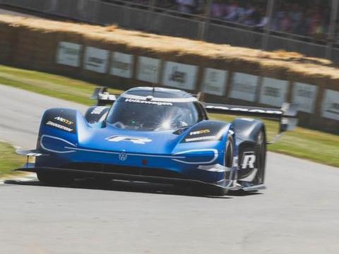 大众的超级跑车，破百只需2.25秒，这就是实力