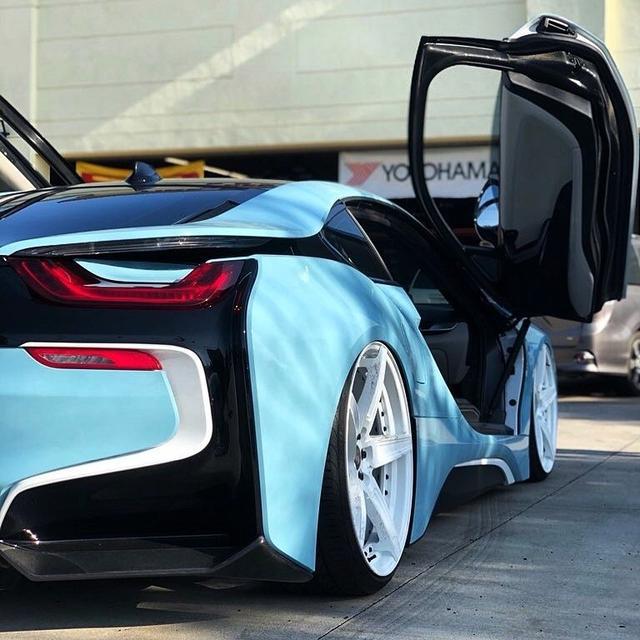 回到未来，改装BMW i8，这个有点帅了！