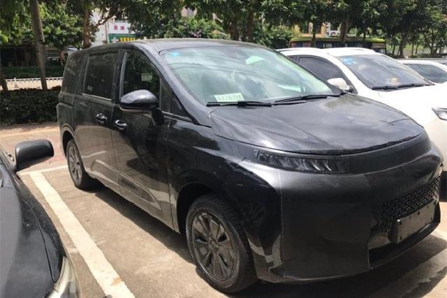 疑似理想全新车型曝光 定位为家用MPV