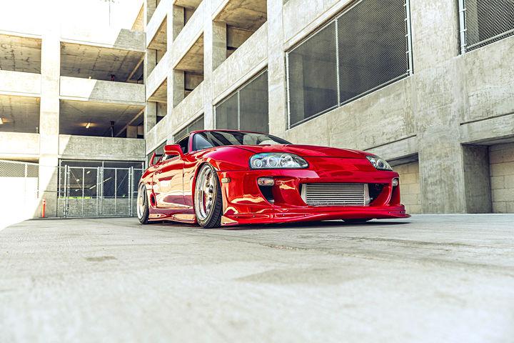 改装1993年红色丰田Supra Mk4 发烧友的经典收藏之作