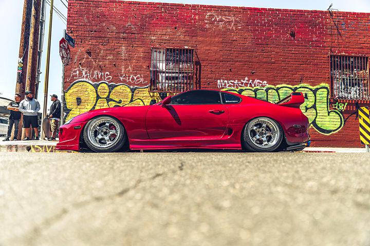 改装1993年红色丰田Supra Mk4 发烧友的经典收藏之作