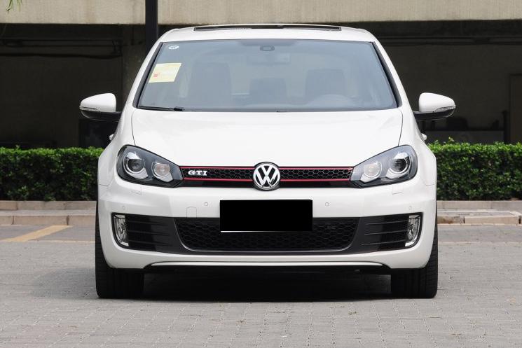 花了8万买二手高尔夫GTI,开了半个月后,车主:有些后悔了!