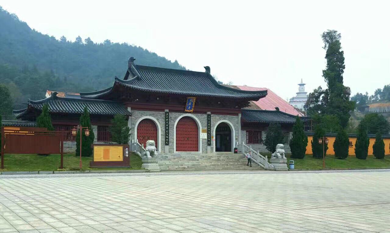 湖南一座被忽略的千年古寺,是浏阳四大祖庭之一,依山而建成