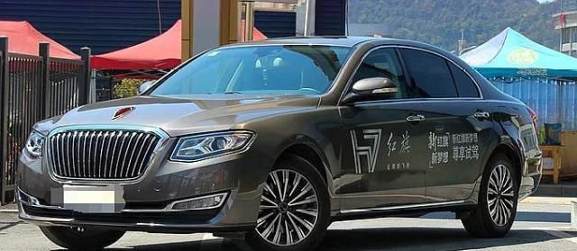 红旗挑战丰田!H5和皇冠选谁好?修车的给出分析