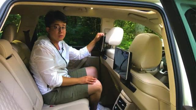 售价40万,红旗旗舰SUV-HS7能赶上二线豪华品牌吗?| 车评
