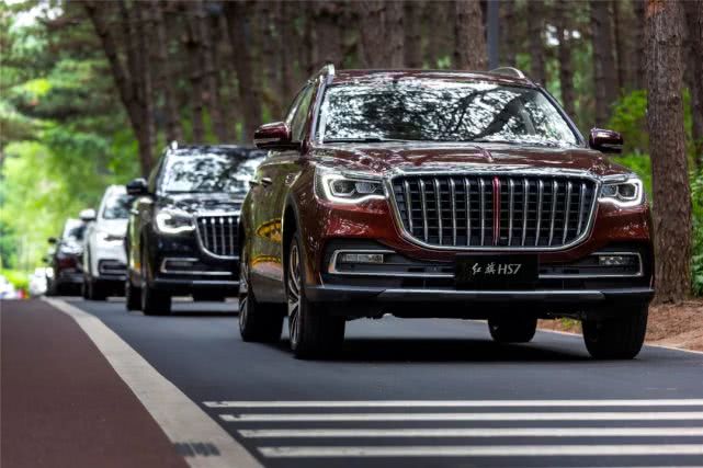 售价40万,红旗旗舰suv-hs7能赶上二线豪华品牌吗 车评