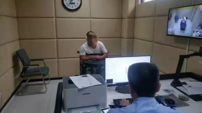 男子被教育处罚后发朋友圈辱骂交警 被拘10日