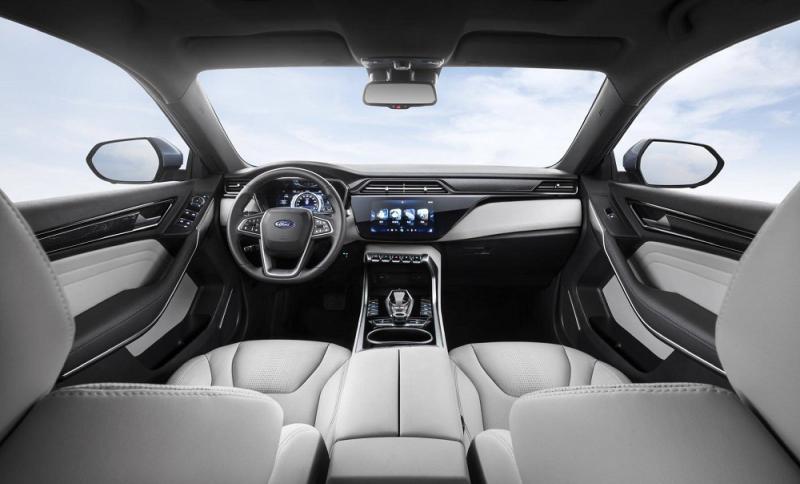 合资品质安全可靠  福特领界EV预售18.28万/20.68万元