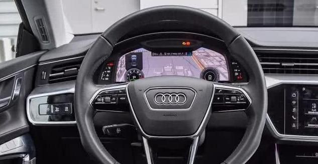 3.0T+V6发动机,这款全进口的奥迪车型,比A8更漂亮和更具性价比