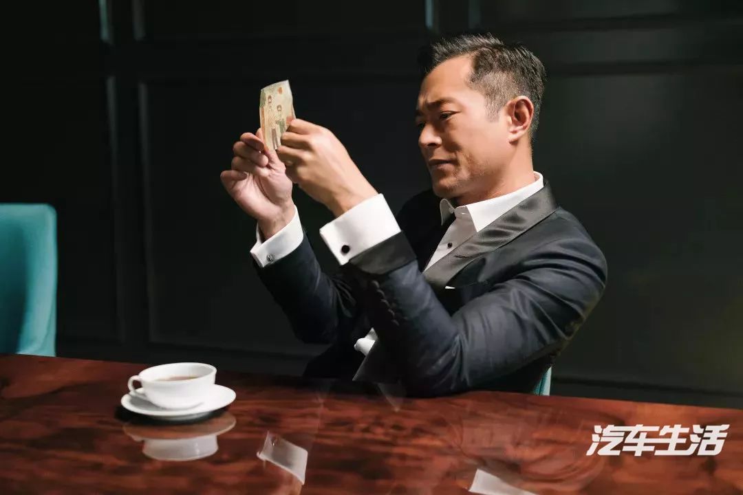 “平平无奇”古天乐,“座座平等”XT6