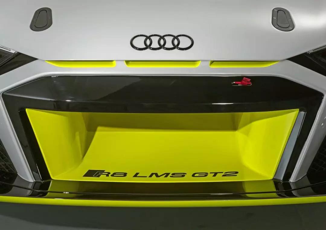 别样惊喜!2020款奥迪R8 LMS GT2赛道狂飙