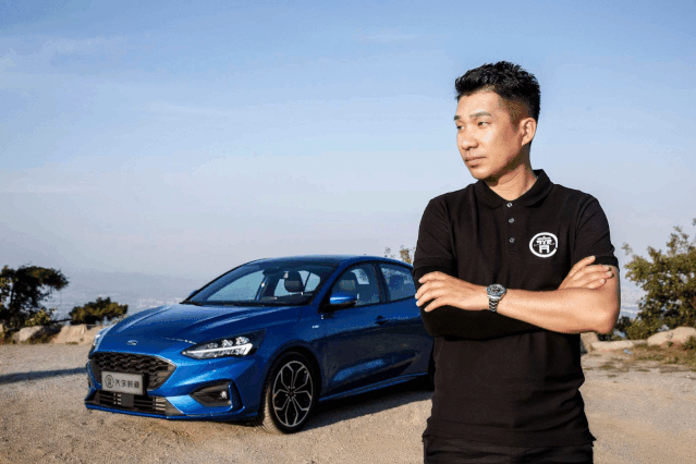 “紧凑级运动神车”是思域还是福克斯?