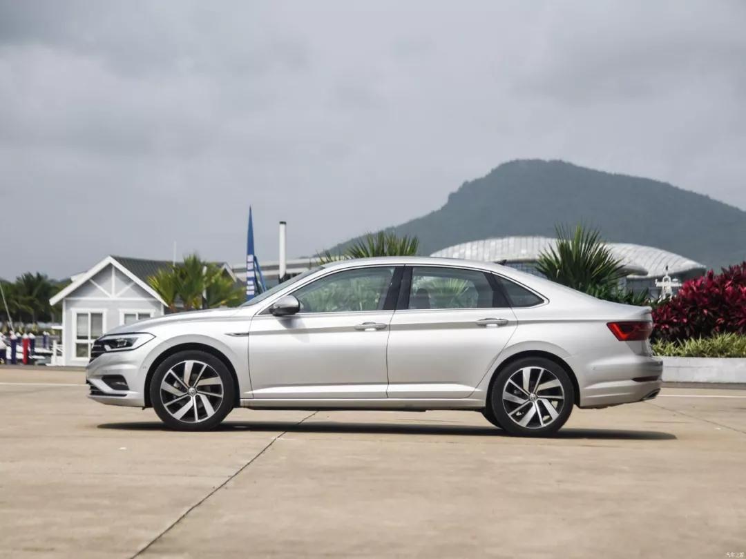 2019上半年最畅销10款车,大众途观只能排第6,第一名1秒卖50辆