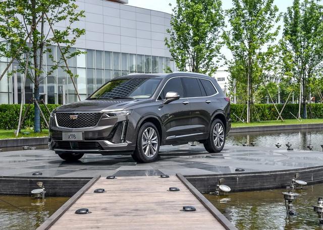 凯迪拉克XT6售价41.97万起,网友说等一年后降价?