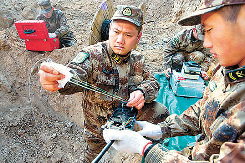 为什么那么多人害怕挖断国防光缆?看完维修费用才知道论秒计算的