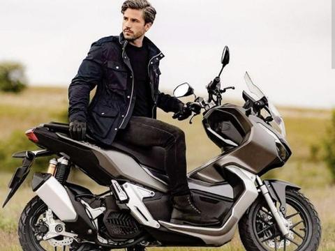 跨界风小排量摩托车，本田X-ADV 150印度发布