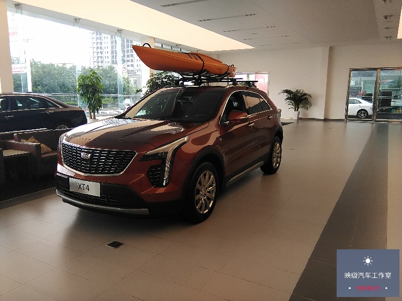 最实惠的豪华品牌紧凑型SUV——凯迪拉克XT4探店实拍