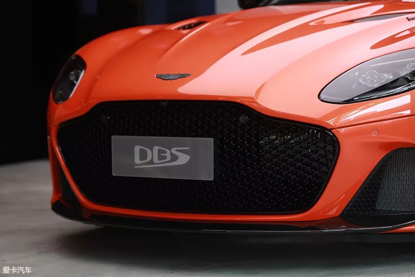 376.80万/年底交付,阿斯顿·马丁DBS Superleggera Volante驾到!