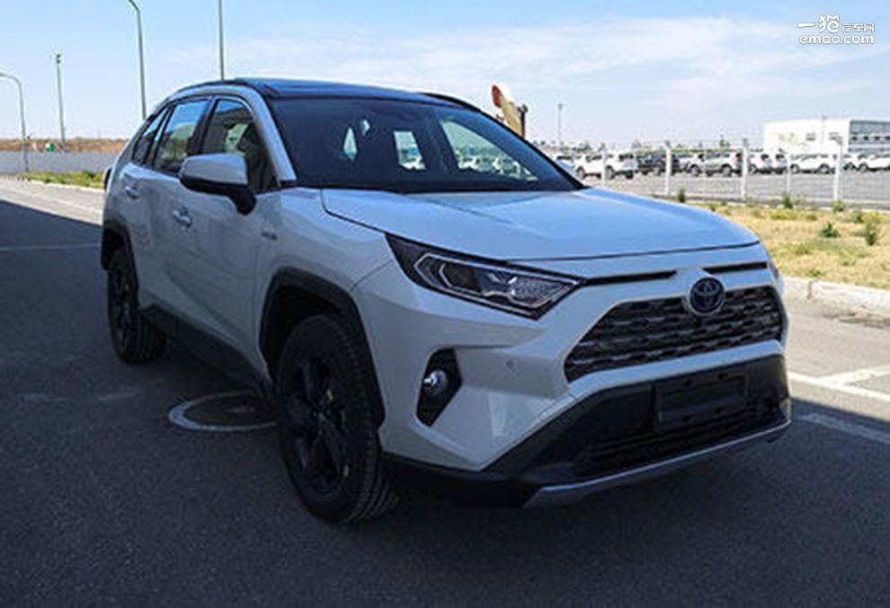 将于10月上市 国产全新荣放RAV4实车