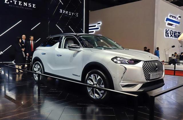 法系也爆发!全新“SUV”亮相,比Q3好看,续航430km,仅28万