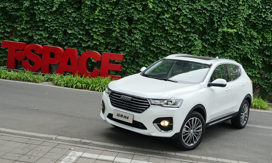 个大量足,不踮脚尖就能买的智联SUV,试驾哈弗H4国六版