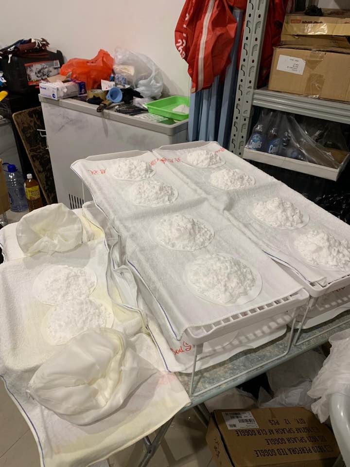 疑似爆炸品粉末 图片来源:港媒