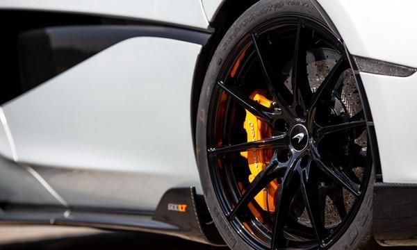 还没停产?McLaren最新600LT Coupe客制化超跑是为了纪念