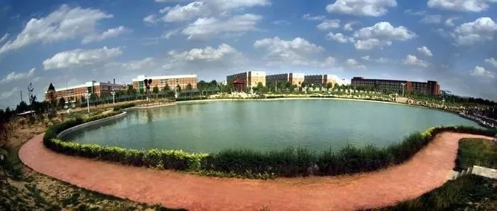 山东最大民办学校被收购 创建者拟套现14.9亿元