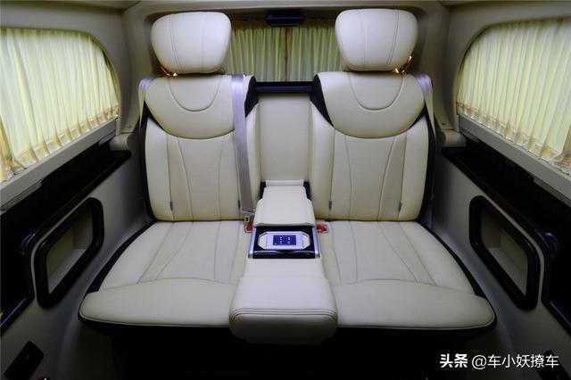土豪眼中的移动行宫!19款爆改奔驰新V级房车,内饰碾压埃尔法