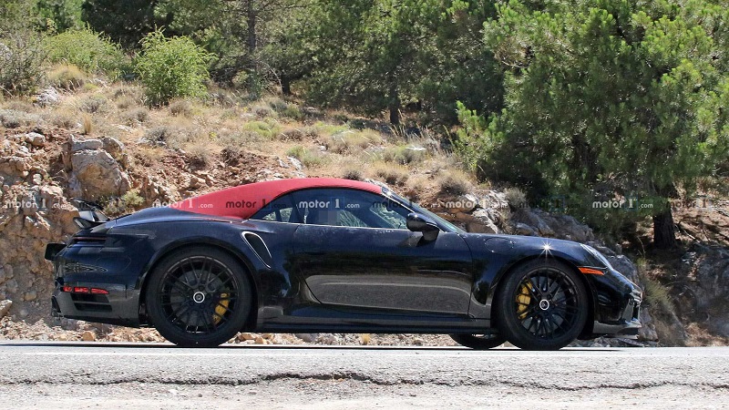 采用最新设计/750牛·米 2020款保时捷911 Turbo敞篷版谍照曝光