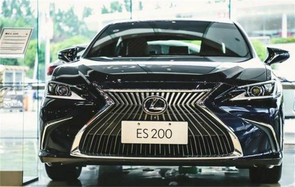 全新雷克萨斯ES200上市 2.0L+CVT能满足国六,但能满足消费者吗