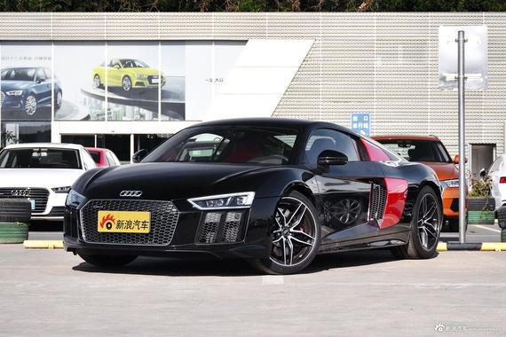 Audi R8 V10  FSI