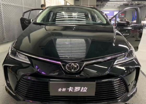 全新丰田卡罗拉现身!黑色车身比较大气 标配8气囊 换装四轮独悬