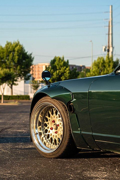 既现代又怀旧:改装日产1973 Datsun 240Z 拥有赛车的灵魂