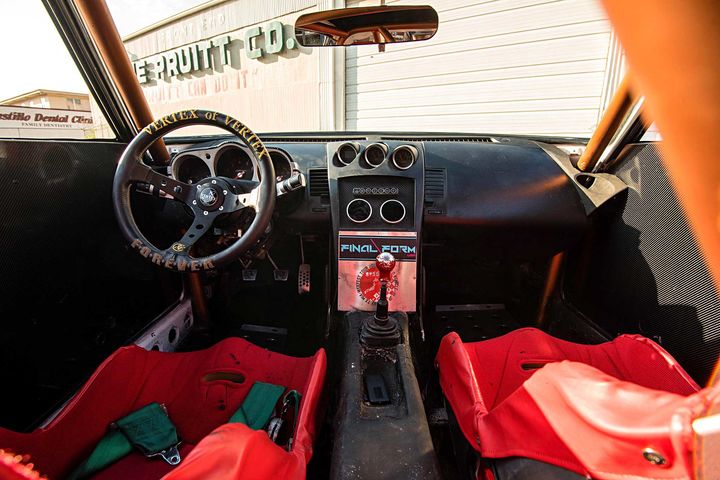 既现代又怀旧:改装日产1973 Datsun 240Z 拥有赛车的灵魂