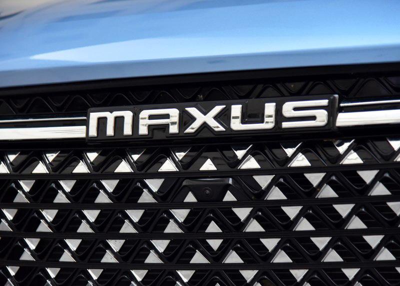 雷克萨斯郁闷了,一品牌正式更名“迈克萨斯”,9万多是中型SUV