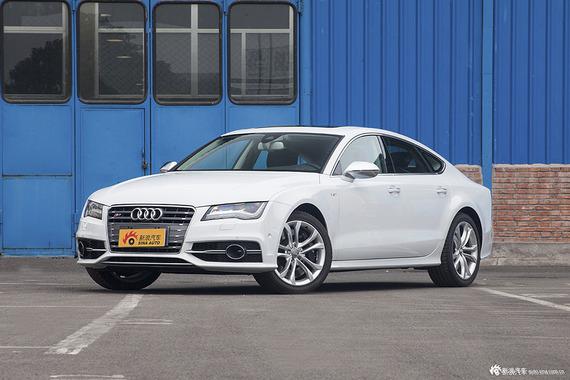 全新奥迪S7 Sportback，白色比黑色更精神。
