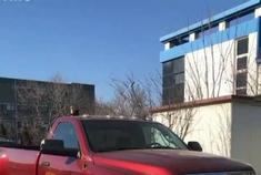 加长版道奇公羊皮卡5500…这应该不叫皮卡，叫货车