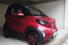 它不是老年代步车！它是五菱造的双座电动微车！