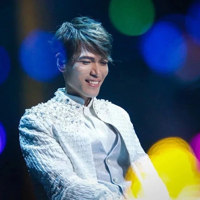 杨宗纬走心单曲，无限循环中……