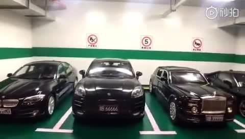 宝马5系，保时捷、劳斯莱斯，这喜欢哪个………
