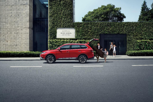 7座SUV选择哪家，实用的广汽三菱欧蓝德是王道！