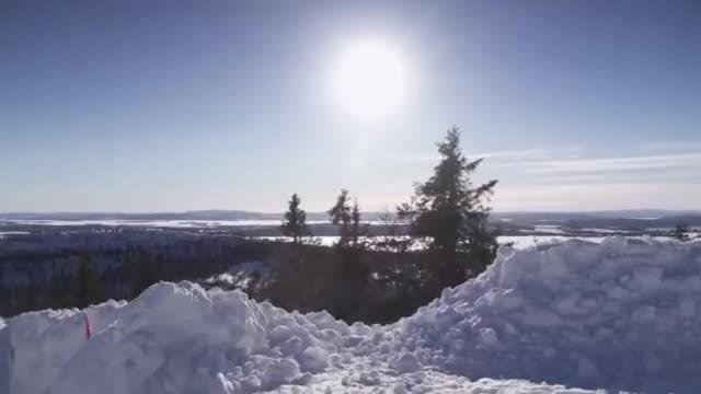 保时捷泰坎:独家第一乘客乘坐，秘密位置