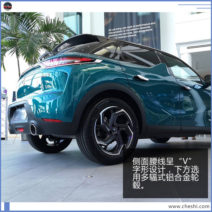法系豪华SUV到店,1.2T引擎+双色车身,比奥迪Q2帅,能卖的好吗