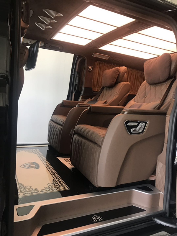 2019款进口奔驰V250迈巴赫平顶商务车,商务之星全国最低价!