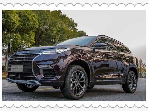 在传动系统方面匹配手动变速箱和7速湿式双离合。